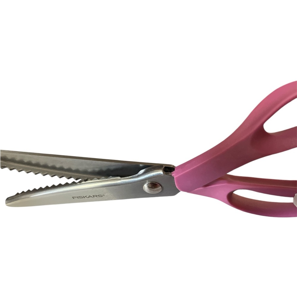 Fiskars Full Size Pinking Shears EUC - Picture 4 of 4